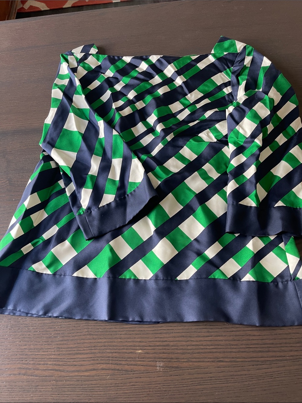 Ann Taylor Green, Navy & White Geometric Blouse